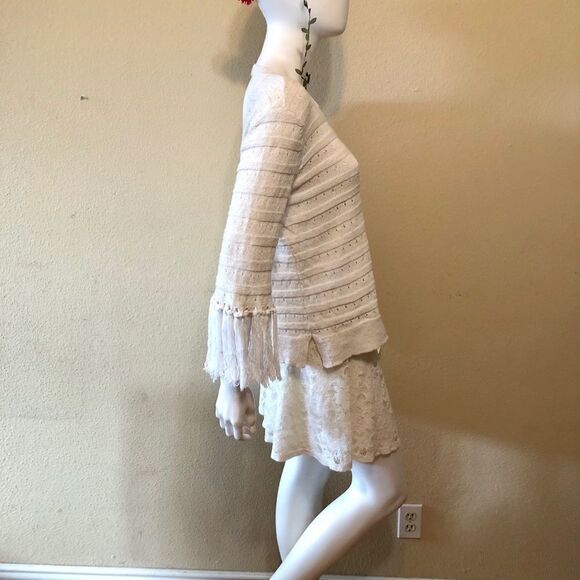 Nic+Zoe Fringe Cuff Top Size Medium - Picture 5 of 10